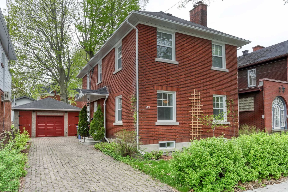 VENDU Maison à étages à vendre 681 Rue Ste Ursule Trois Rivières