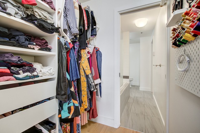 Walk-in closet