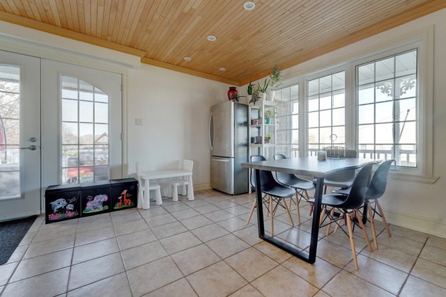 Dining room