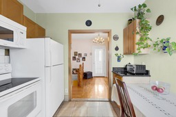 Bungalow - 397 Rue St-Aubin - Kitchen