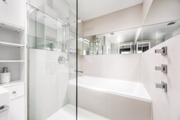 Ensuite bathroom