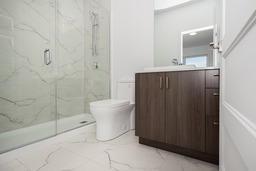 Ensuite bathroom