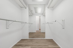 Apartment - 2500 Av. Pierre-Dupuy, app. 405 - Walk-in closet