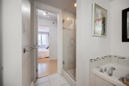 Ensuite bathroom