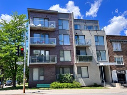 Apartment - 801 Av. Rockland, app. 103 - Frontage