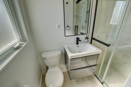 Ensuite bathroom