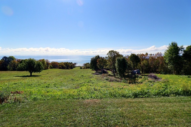 Vue sur l'eau