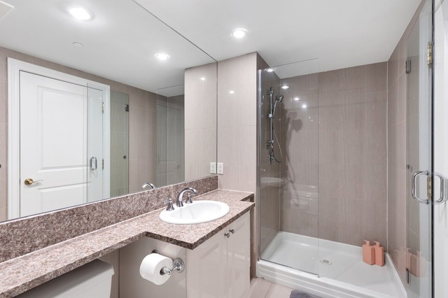 Ensuite bathroom