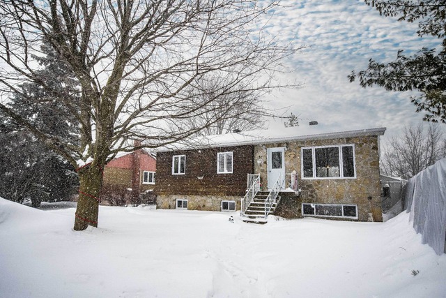 Maisons A Vendre Vente De Proprietes Sutton Quebec