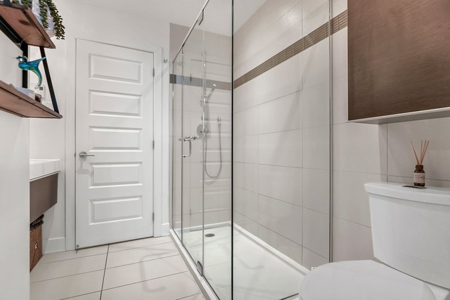 Ensuite bathroom