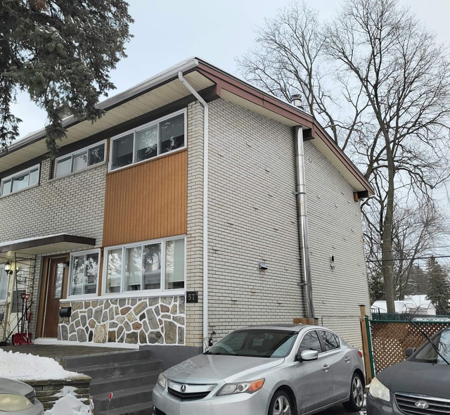 13918202 - 57 Av. Jean-Brillant