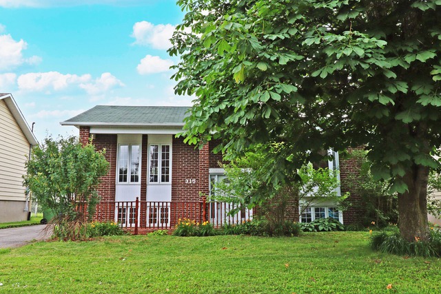 Sold Bungalow For Sale 125 Rue Auger Chateauguay