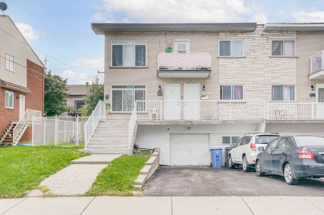 Maison A Etages A Vendre Ch Du Christ Roi Chateauguay