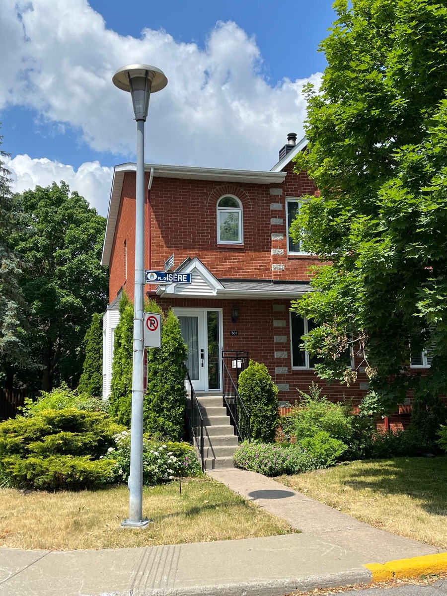 Maison à étages à vendre 601 Av. d'Isère SaintLambert