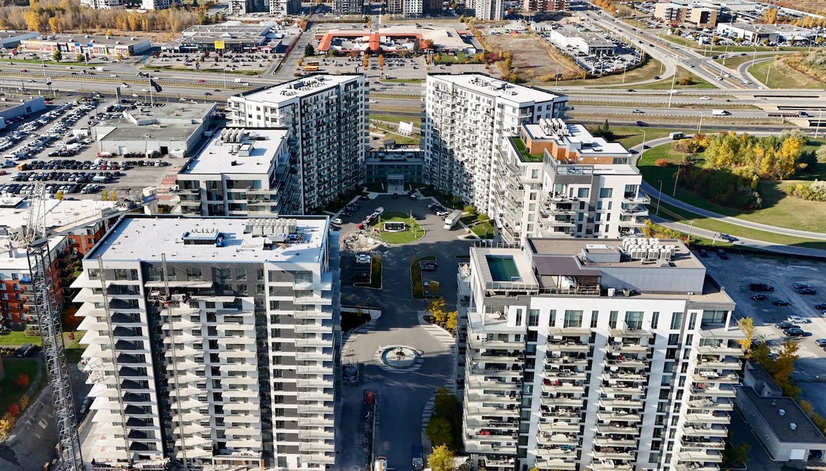 Apartment - 3647 Av. Jean-Béraud, app. 307 - Aerial photo