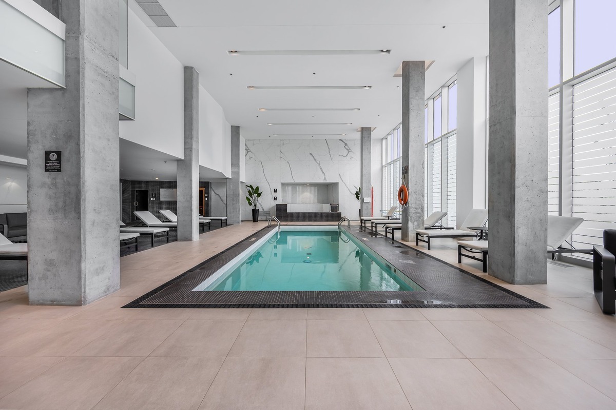 Apartment - 360 Rue Atateken, app. 309 - Pool