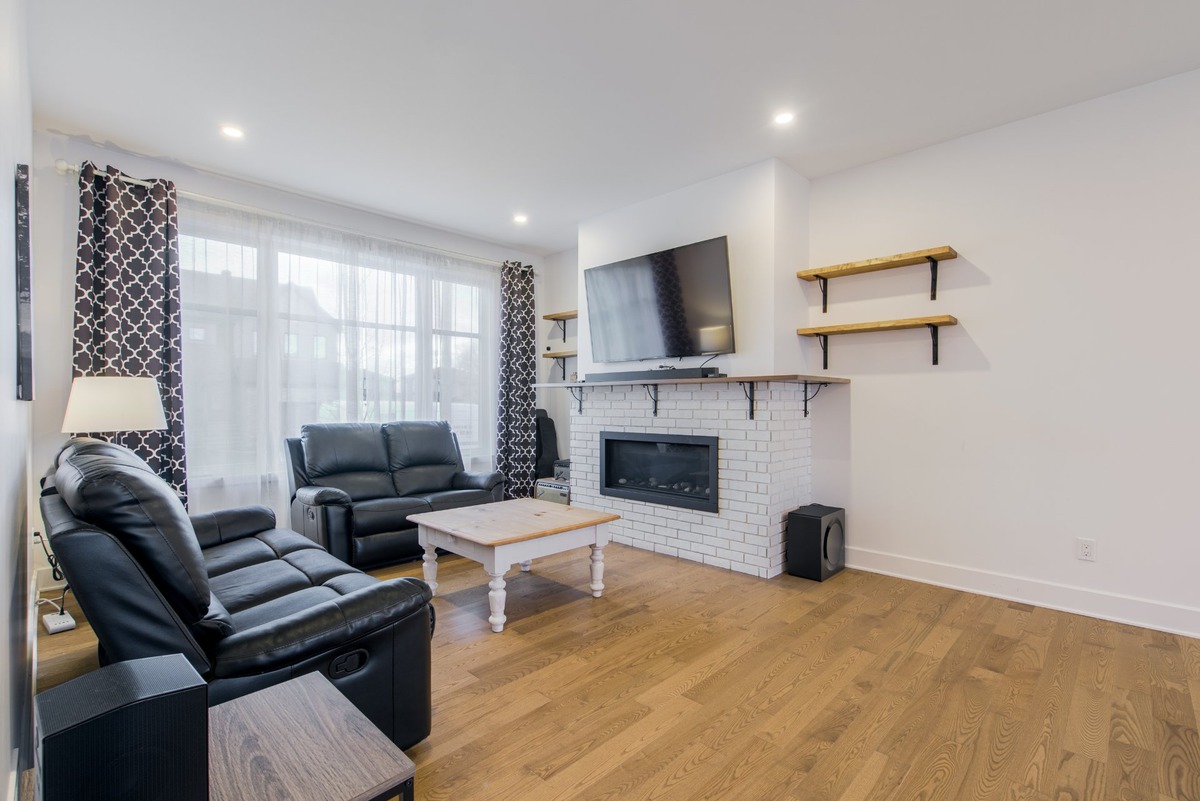 Bungalow - 232 Rue des Alexandrins - Living room