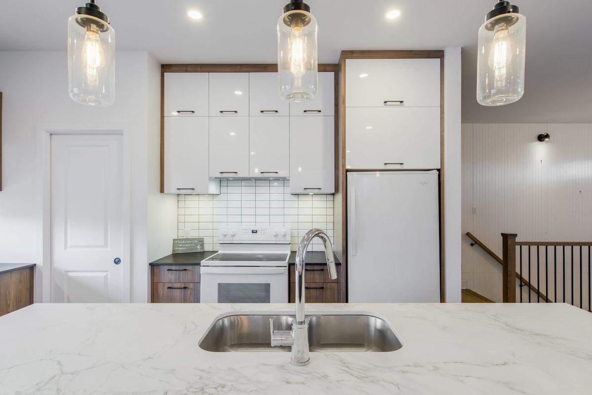 Bungalow - 232 Rue des Alexandrins - Kitchen