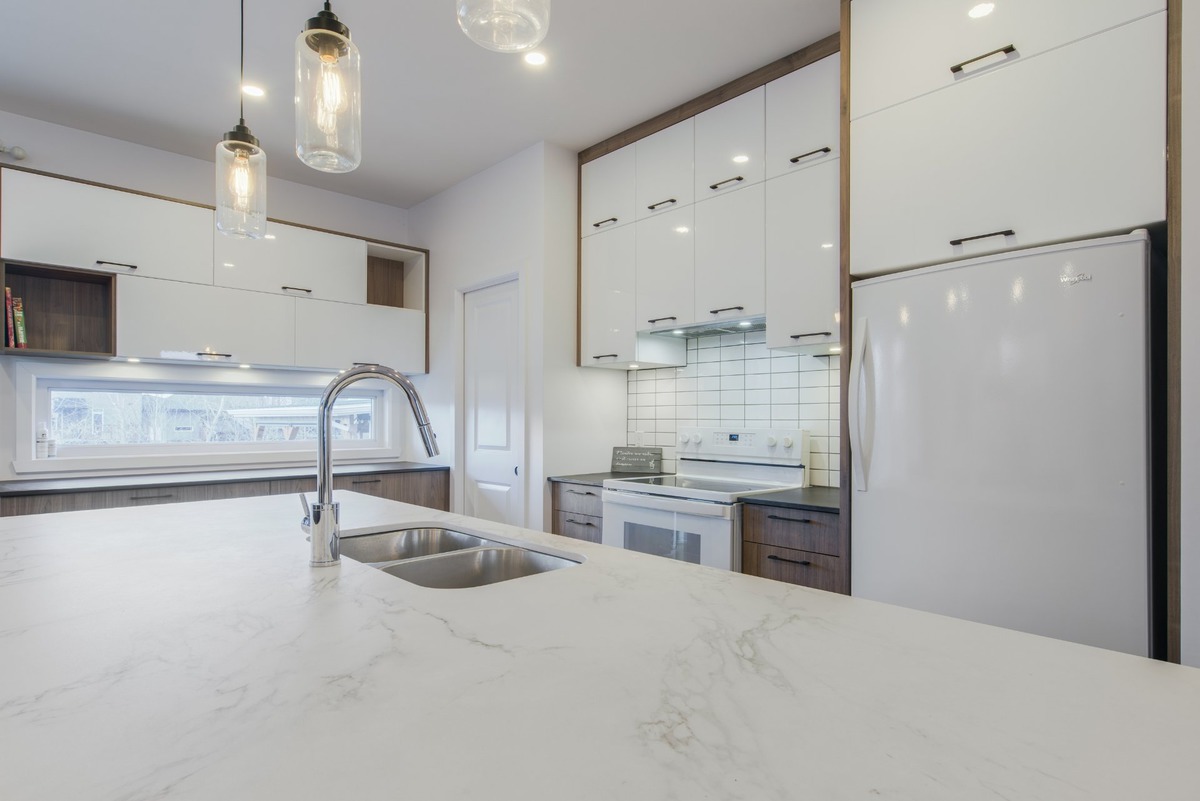 Bungalow - 232 Rue des Alexandrins - Kitchen